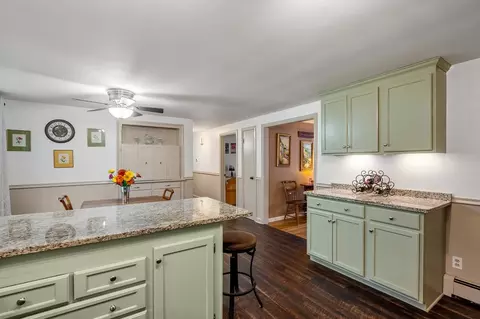 181 Payton Ave, Warwick, RI 02889 photo 10