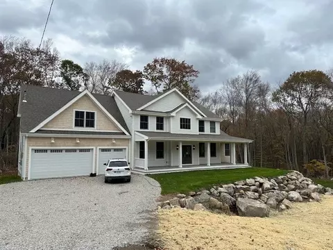 1125 South Rd, East Greenwich, RI 02818