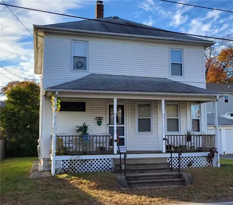 20 Lafayette St, West Warwick, RI 02893
