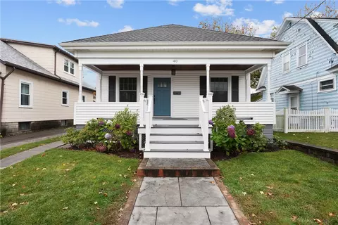 40 Mason Ave, Cranston, RI 02910