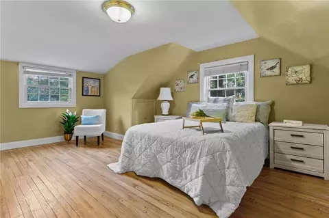 75 Apple Gate Rd, Cranston, RI 02920 photo 38