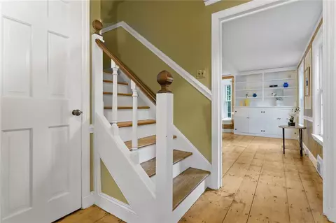 75 Apple Gate Rd, Cranston, RI 02920 photo 24