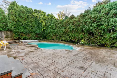75 Apple Gate Rd, Cranston, RI 02920 photo 41