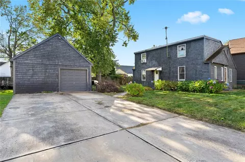 68 Appleton St, Cranston, RI 02910 photo 2