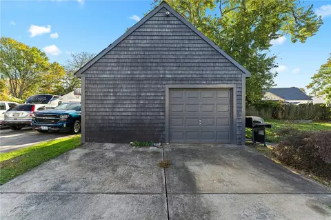 68 Appleton St, Cranston, RI 02910 photo 20