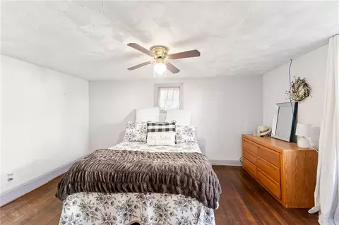 68 Appleton St, Cranston, RI 02910 photo 11