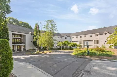 229 Medway St #203, Providence, RI 02906