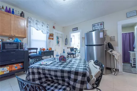 104 Avenue C Ave, Woonsocket, RI 02895 photo 8