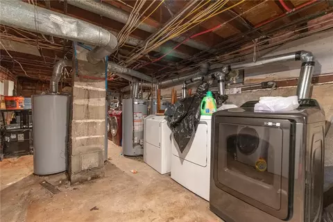 104 Avenue C Ave, Woonsocket, RI 02895 photo 37