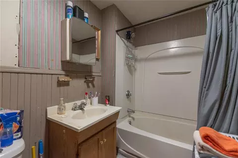 104 Avenue C Ave, Woonsocket, RI 02895 photo 34