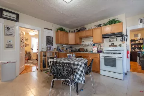 104 Avenue C Ave, Woonsocket, RI 02895 photo 2