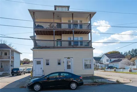 104 Avenue C Ave, Woonsocket, RI 02895 photo 10