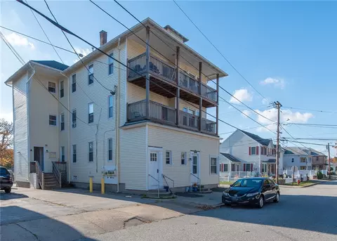 104 Avenue C Ave, Woonsocket, RI 02895