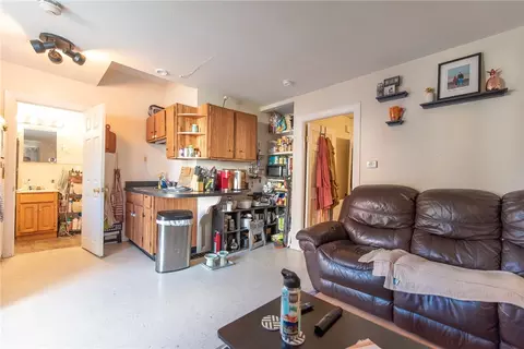 104 Avenue C Ave, Woonsocket, RI 02895 photo 12