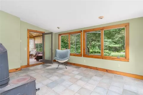 33 Johnson Rd, Foster, RI 02825 photo 28