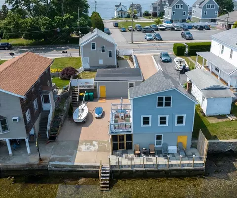 608 Park Ave, Portsmouth, RI 02871