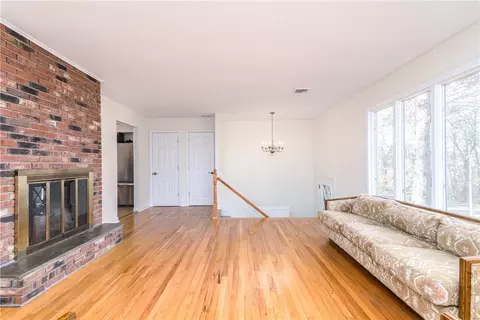 7 Castle Way, Westerly, RI 02891 photo 8