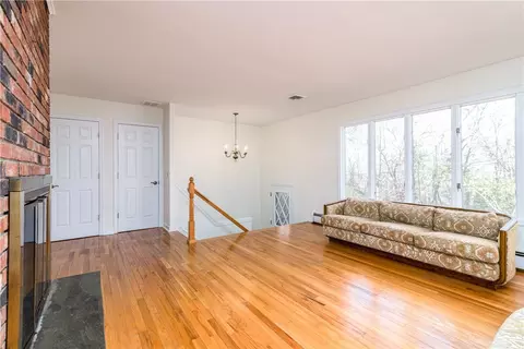 7 Castle Way, Westerly, RI 02891 photo 9