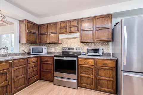 7 Castle Way, Westerly, RI 02891 photo 11