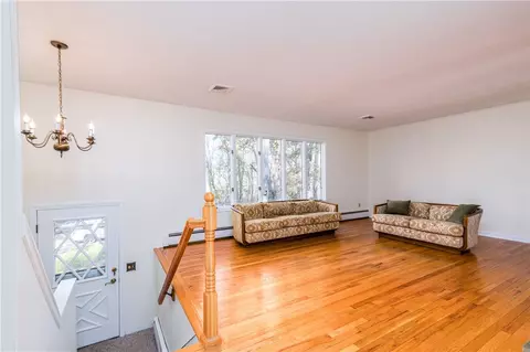 7 Castle Way, Westerly, RI 02891 photo 7