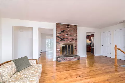 7 Castle Way, Westerly, RI 02891 photo 6