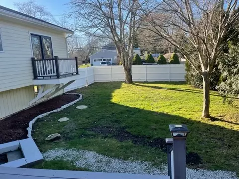 101 Gibson Rd, Bristol, RI 02809 photo 6