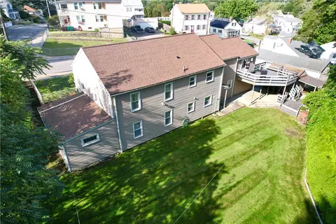 292 Bertenshaw Rd, Woonsocket, RI 02895 photo 18