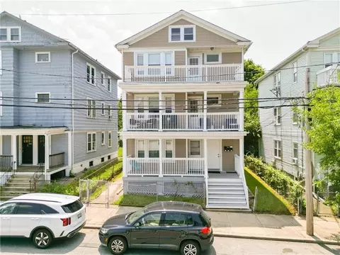 47 Pleasant St, Providence, RI 02906