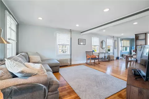 23 Pierce St, Westerly, RI 02891 photo 5
