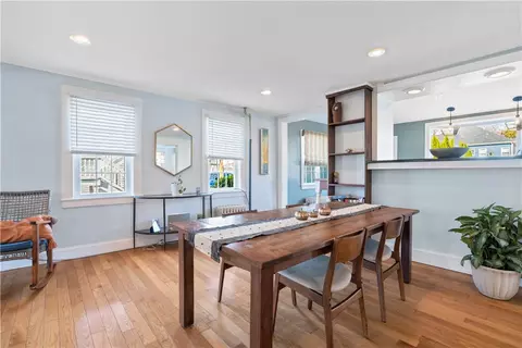 23 Pierce St, Westerly, RI 02891 photo 9