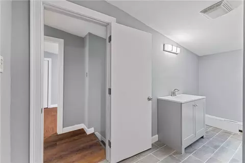 119 Pender Ave, Warwick, RI 02889 photo 23