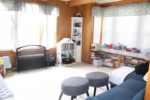 475 Winter St, Woonsocket, RI 02895 photo 10