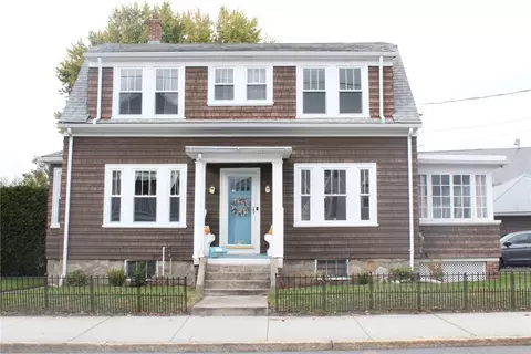 475 Winter St, Woonsocket, RI 02895