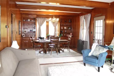 475 Winter St, Woonsocket, RI 02895 photo 8