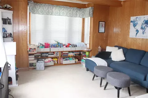 475 Winter St, Woonsocket, RI 02895 photo 12