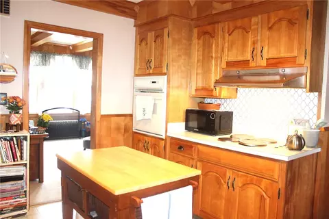 475 Winter St, Woonsocket, RI 02895 photo 3