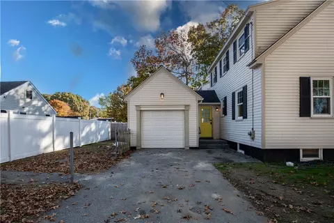 70 Hawksley Ave, Warwick, RI 02889 photo 29