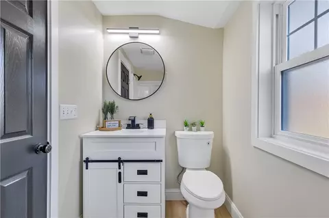 70 Hawksley Ave, Warwick, RI 02889 photo 23