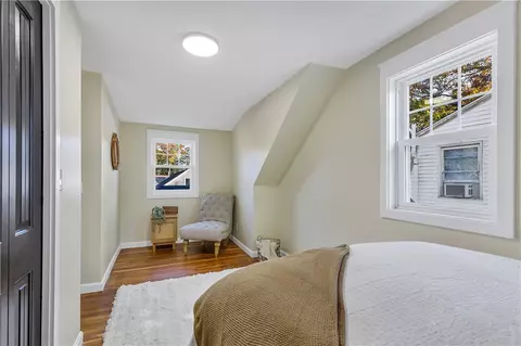 70 Hawksley Ave, Warwick, RI 02889 photo 20
