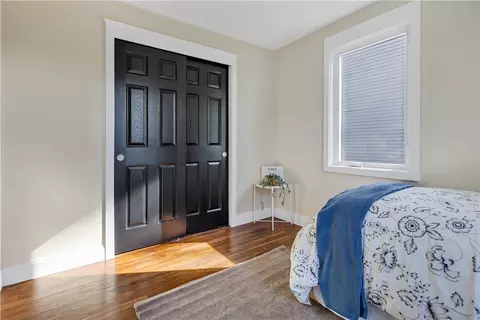 70 Hawksley Ave, Warwick, RI 02889 photo 17