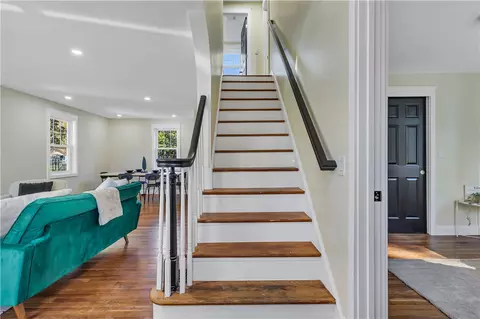 70 Hawksley Ave, Warwick, RI 02889 photo 18