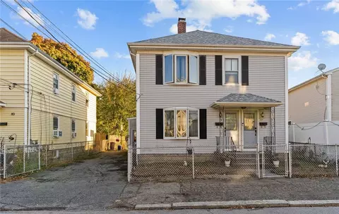 57 Darlingdale Ave, Pawtucket, RI 02861