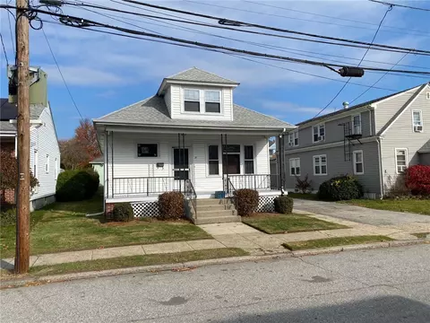 15 Sprague Ave, Cranston, RI 02910
