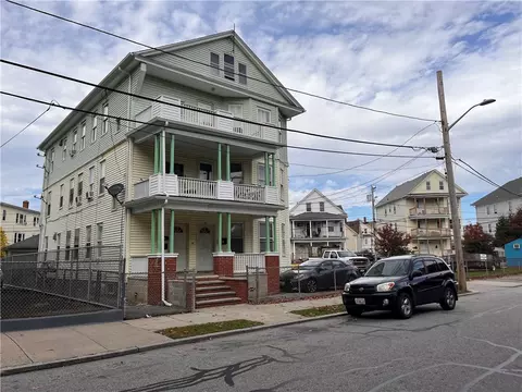 21 Sorrento St, Providence, RI 02909