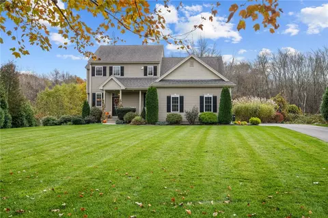 30 Allison Ct, North Kingstown, RI 02852
