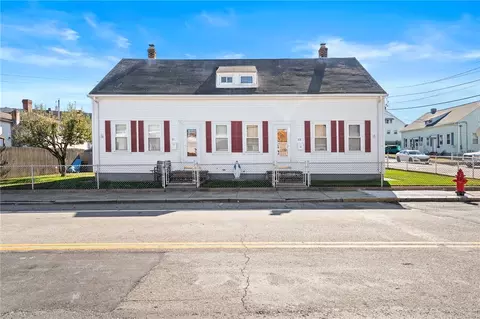 89 E Main St, West Warwick, RI 02893 photo 9