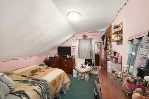89 E Main St, West Warwick, RI 02893 photo 18