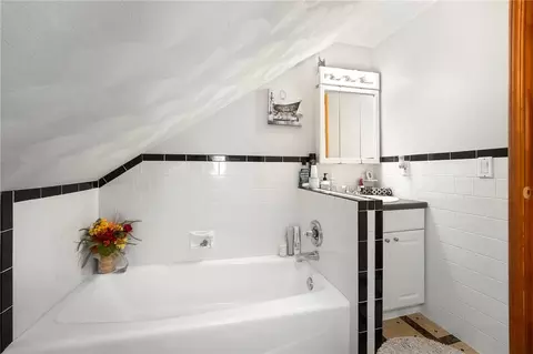 89 E Main St, West Warwick, RI 02893 photo 23