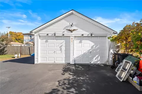 89 E Main St, West Warwick, RI 02893 photo 5