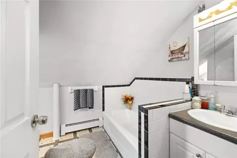 89 E Main St, West Warwick, RI 02893 photo 22